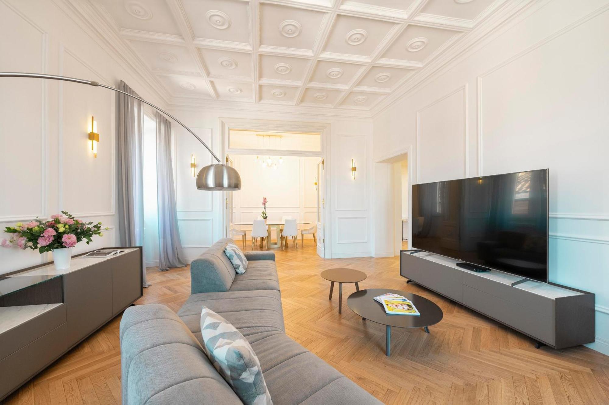 Sjr Luxury Apartment Trevi Fountain Rzym Zewnętrze zdjęcie