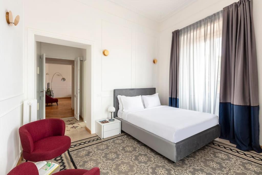 Sjr Luxury Apartment Trevi Fountain Rzym Zewnętrze zdjęcie