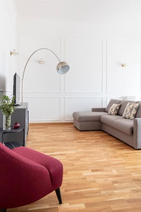 Sjr Luxury Apartment Trevi Fountain Rzym Zewnętrze zdjęcie