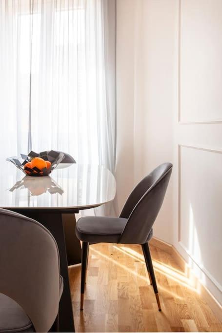 Sjr Luxury Apartment Trevi Fountain Rzym Zewnętrze zdjęcie